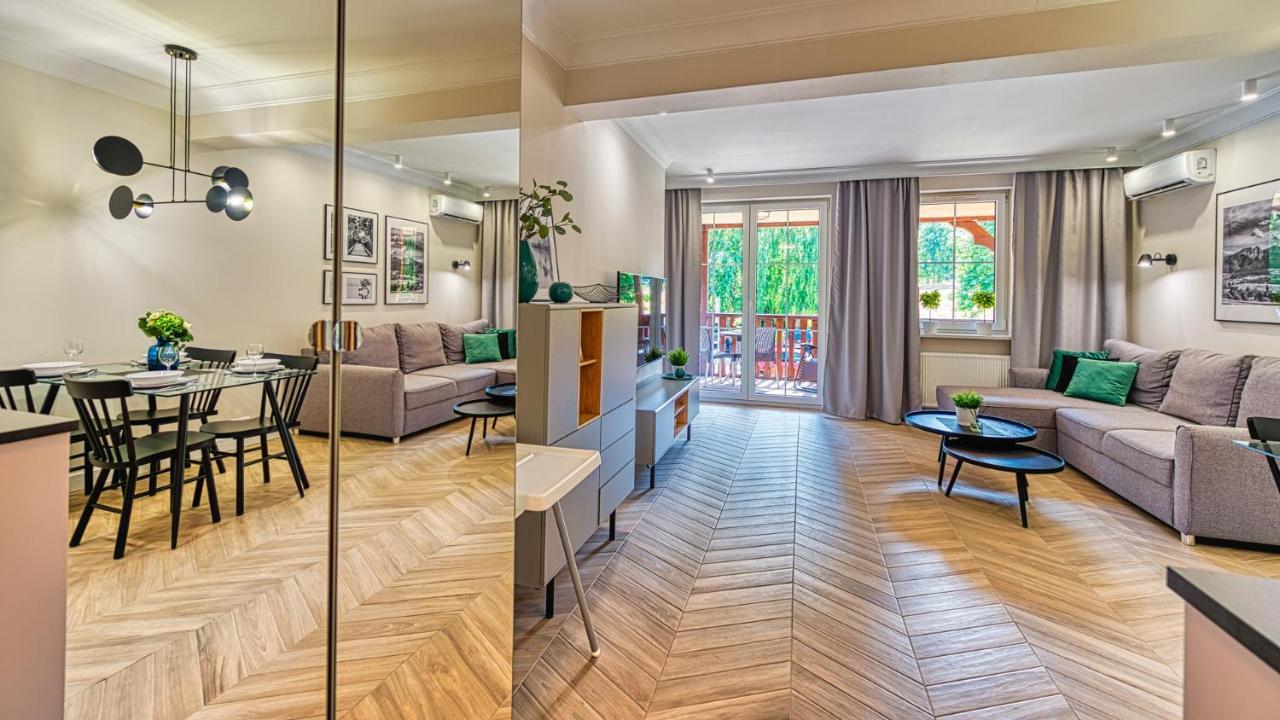 Apartamenty Centrum - Wyszynskiego 9 By Royal Aparts Świeradów-Zdrój エクステリア 写真