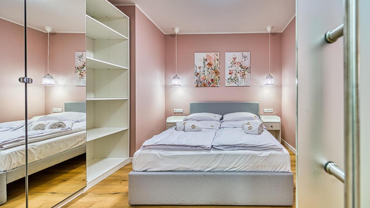 Apartamenty Centrum - Wyszynskiego 9 By Royal Aparts Świeradów-Zdrój エクステリア 写真