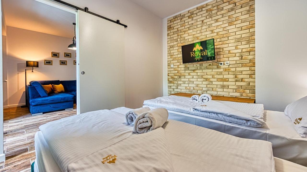 Apartamenty Centrum - Wyszynskiego 9 By Royal Aparts Świeradów-Zdrój エクステリア 写真