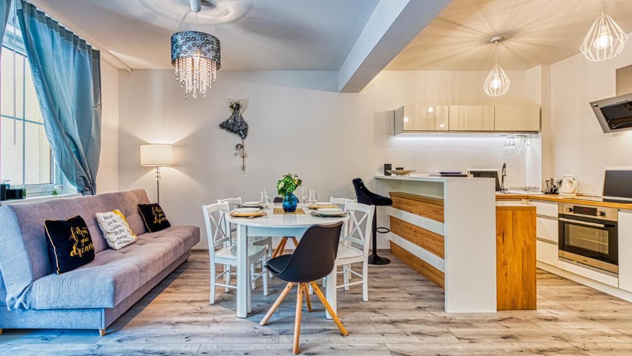 Apartamenty Centrum - Wyszynskiego 9 By Royal Aparts Świeradów-Zdrój エクステリア 写真